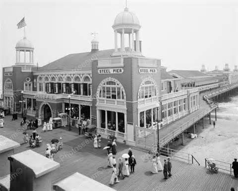 1913 Steel Pier