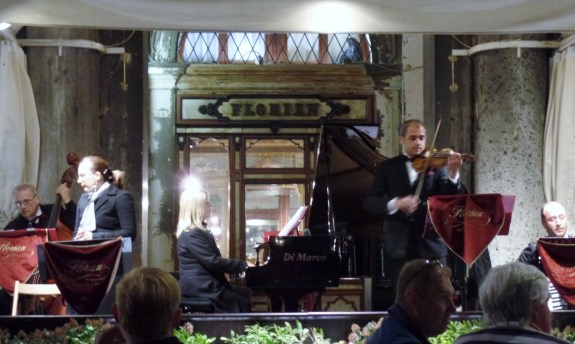 Musicians at teh Caffe Florian