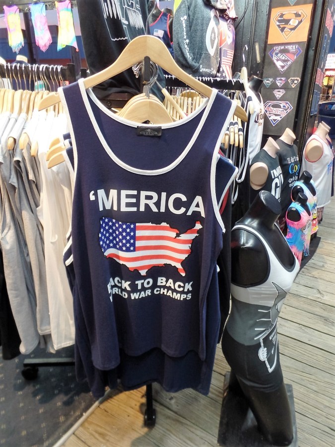 T-shirt shop in Wildwood