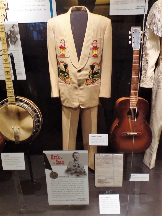 Hank Snow suit