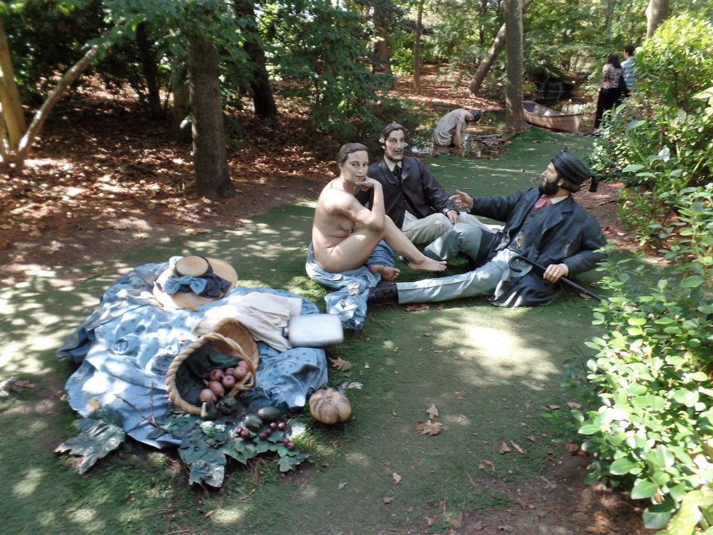 Seward Johnson sculpture