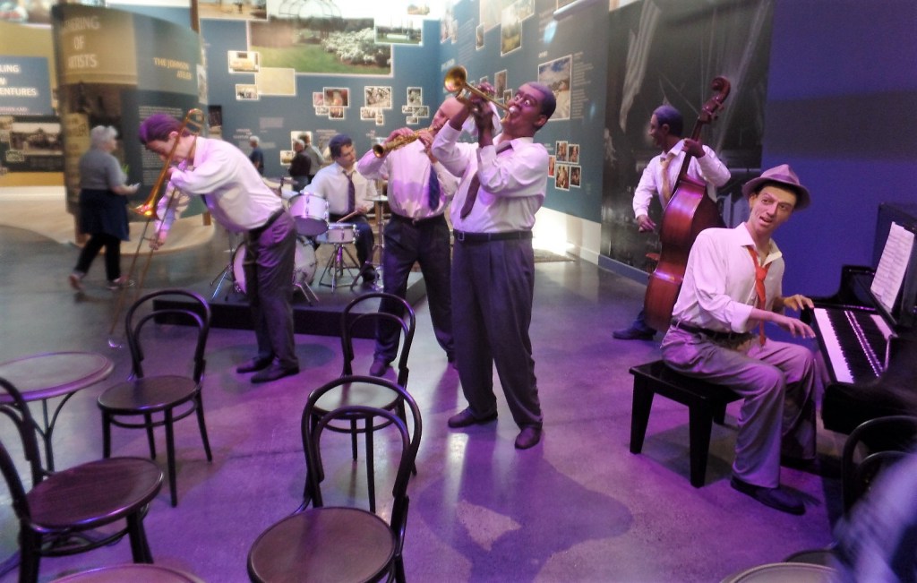 Seward Johnson scupture