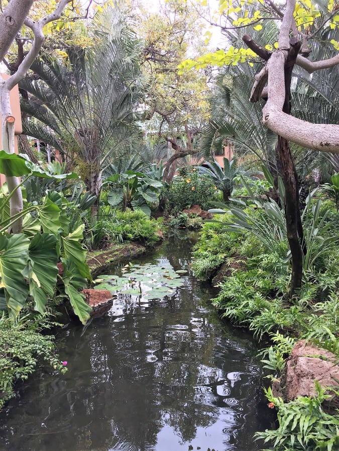 The Four Seasons, Lanai