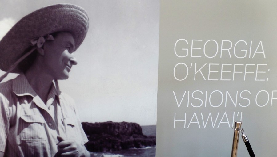 O'Keeffe exhibit sign at NYBG