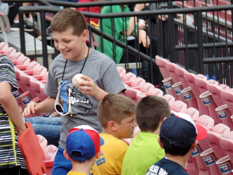 Catching a foul ball