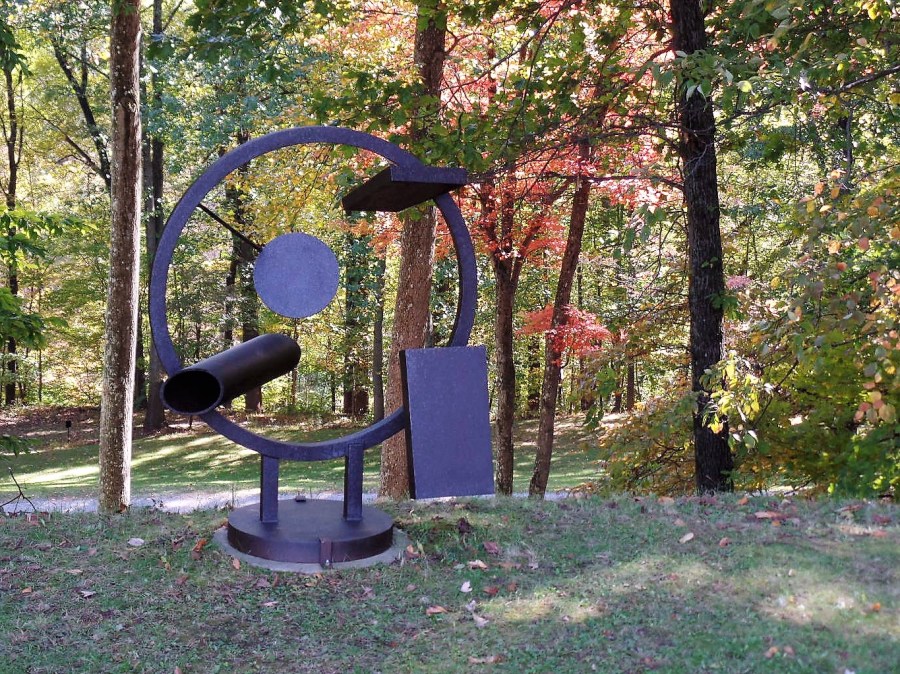 Richard Stankiewicz sculpture at Storm King Art Center