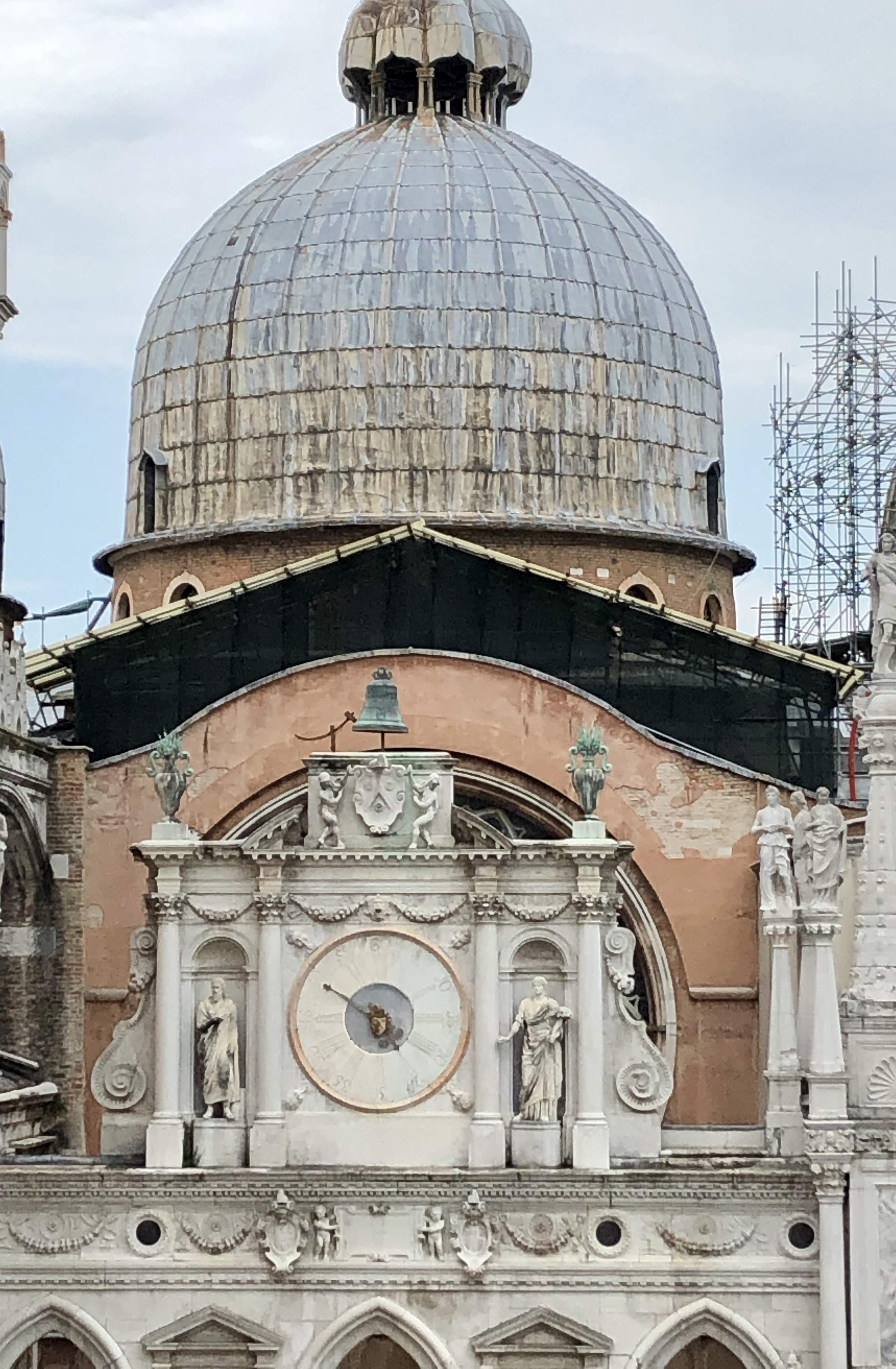 Venetian clock