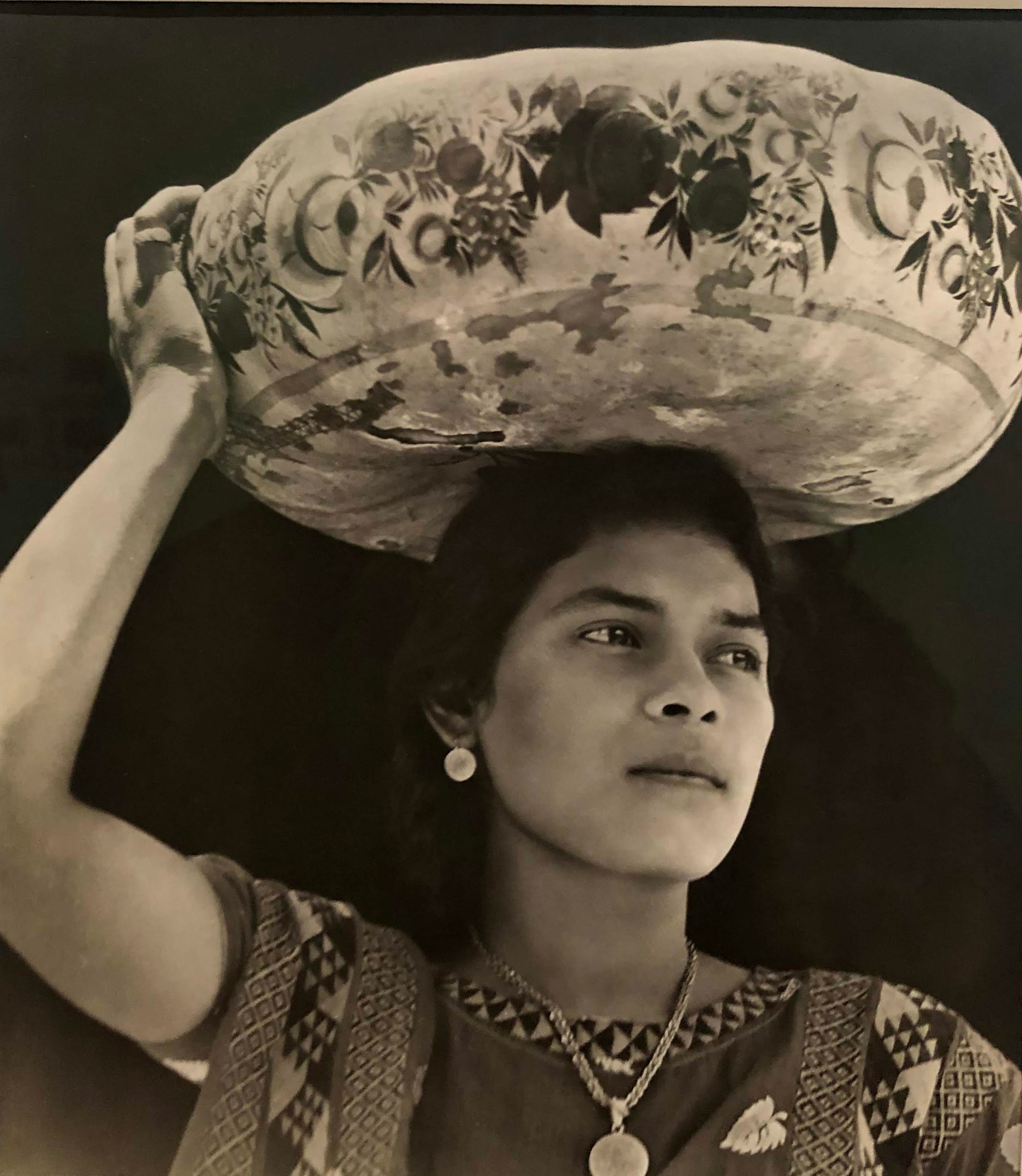 Woman of Tehuantepec, Tina Modotti