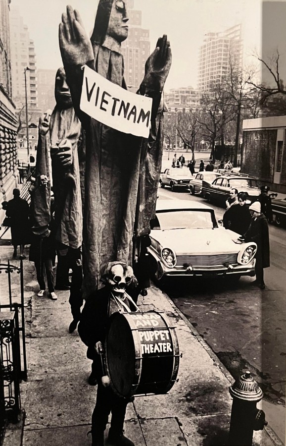 Bread & Puppet Theater