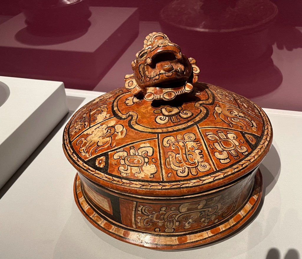 Vessel with animal head