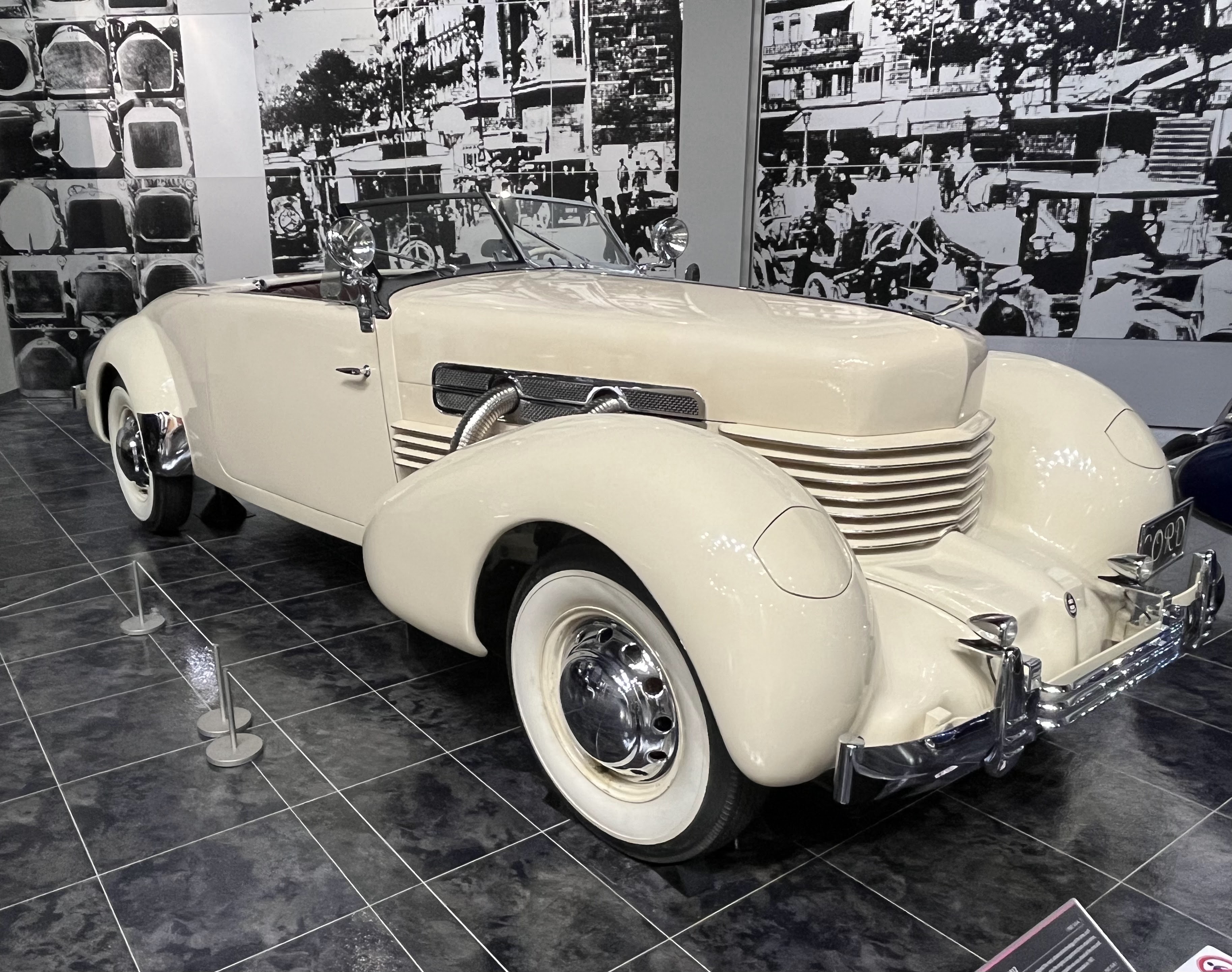 1937 Cord Model 812