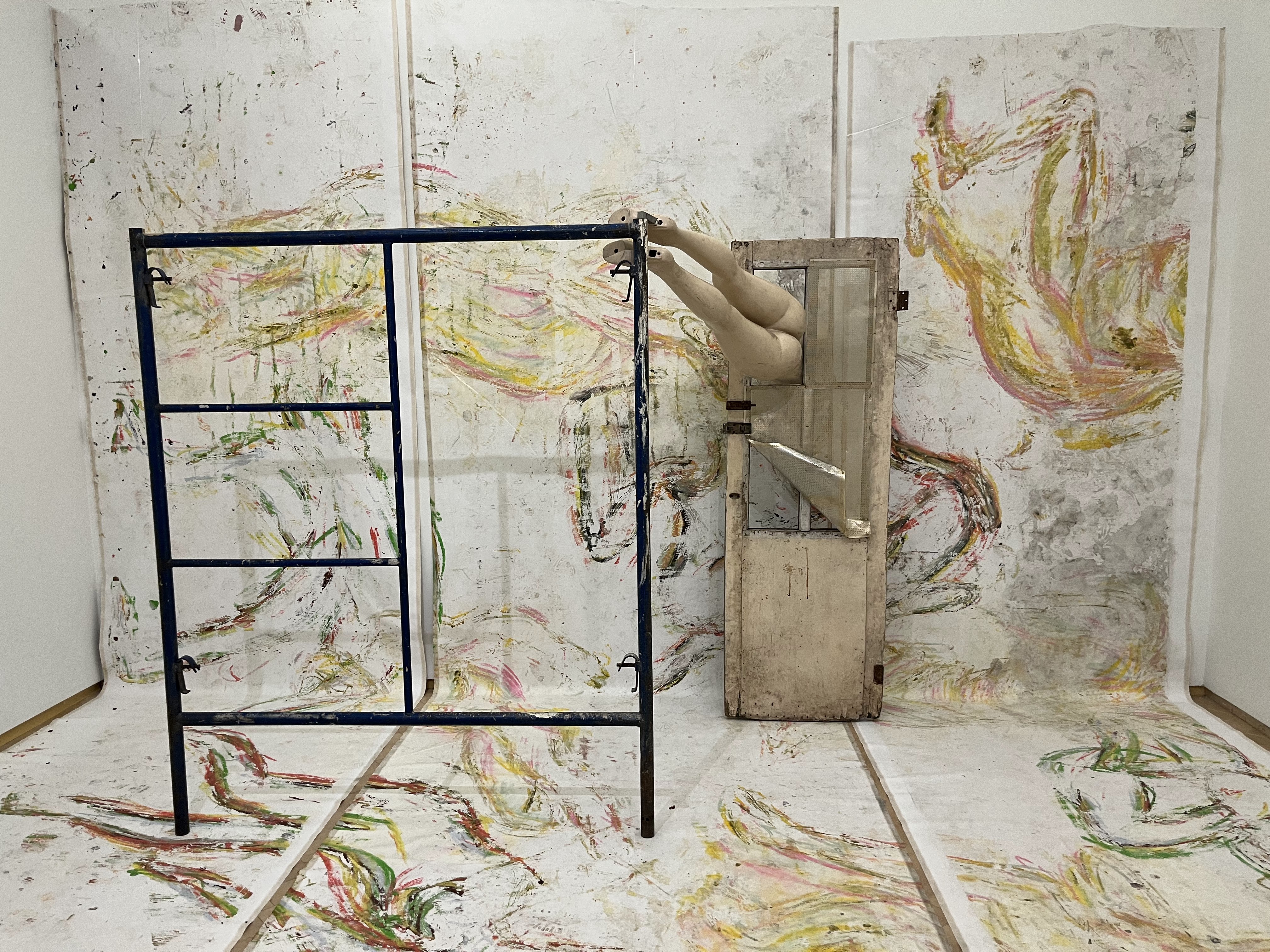 Untitled, Ser Serpas